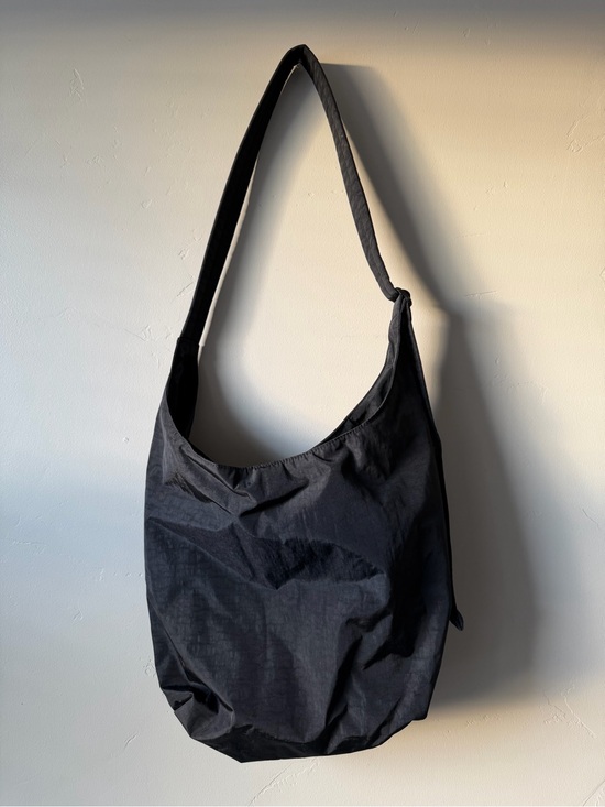 BAGGU Handbags - BAGGU Large Nylon Black Shoulder Sling Bag